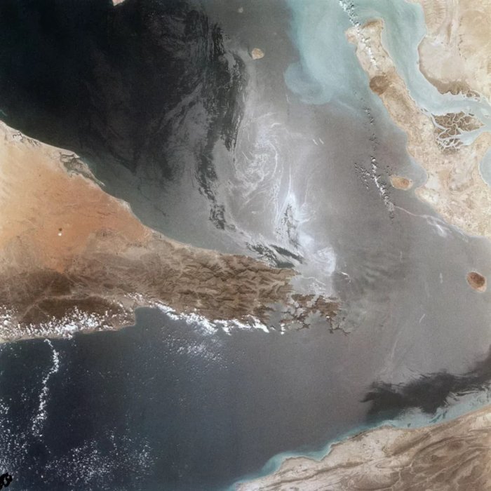 Xitoy Hormuz bo‘g‘ozining yopilishi yomon oqibatlarga olib kelishi haqida ogohlantirdi