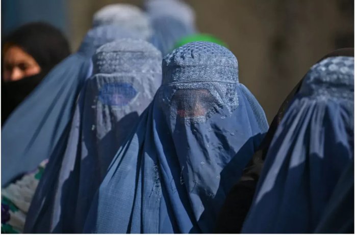Afg‘onistonda burqasiz ayollarning shifoxonalarga borishi taqiqlandi