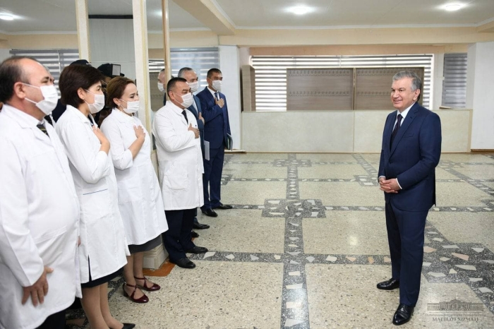Shavkat Mirziyoyev Andijon davlat tibbiyot instituti klinikasini borib ko‘rdi