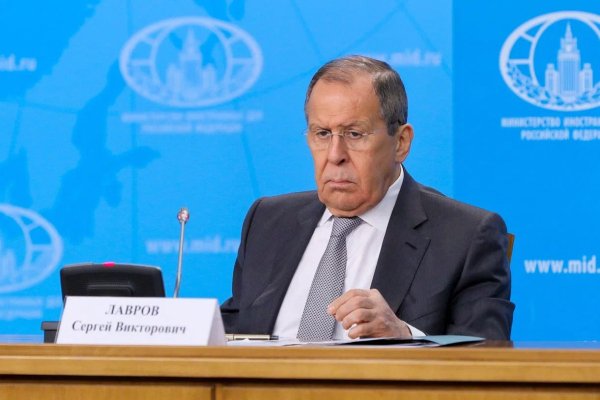 Lavrov Fransiyaning “makkor rejalari” haqida gapirdi