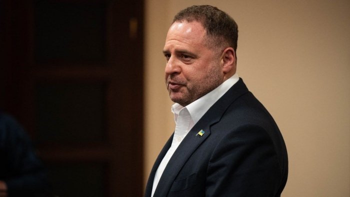  Men hech qayerga qochganim yo‘q va bunday qilish niyatim ham yo‘q — Andrey Yermak 