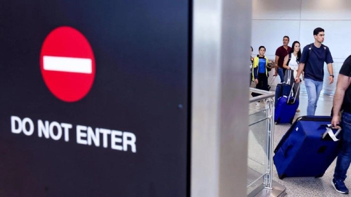 Tramp ma’muriyati 30 dan ortiq davlat fuqarolarining AQShga kirishini taqiqlashni rejalashtirmoqda