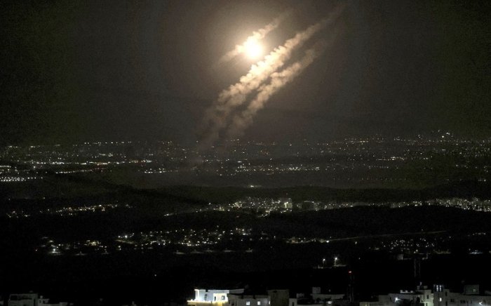 Исроил Эрондаги қурол ишлаб чиқариш корхоналарига зарба берганини маълум қилди