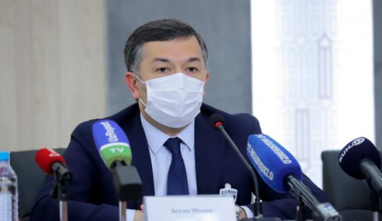 Behzod Musayev bu yil kirish imtihonlarida 5ta fandan test bo‘lishi masalasi hali noma’lumligi haqida gapirdi