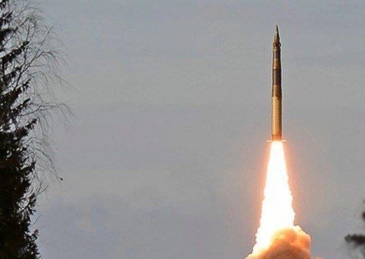 Eron deputatlari AQShga yetib boruvchi raketalar ishlab chiqishni so‘radi