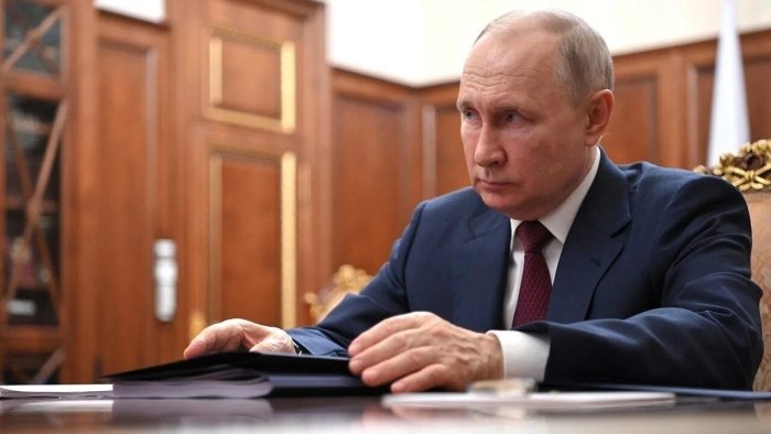 Putin Ukrainaning bosib olingan hududlari ustidan nazoratni saqlab qolish kabi “qisqa muddatli maqsadlarga” e’tibor qaratmoqda