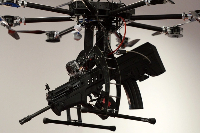 Хитой 100 фоиз нишонга аниқ зарба бера оладиган дронни синовдан ўтказди