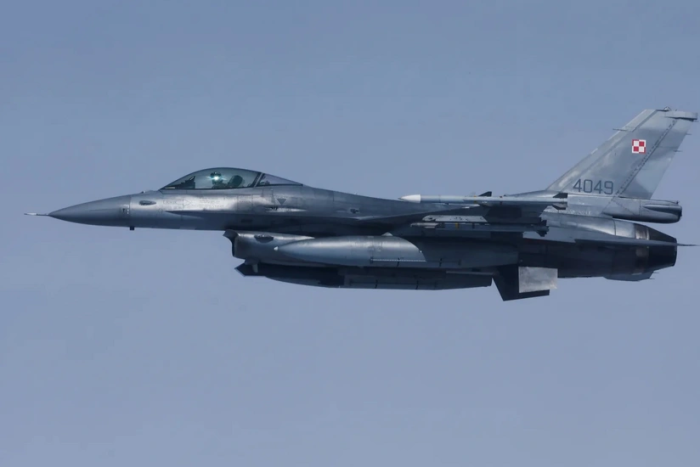 АҚШ ҳарбийлари наркотик картелларига қарши курашиш учун қуруқликдаги нишонларга ҳаво ҳужумларини бошлайди