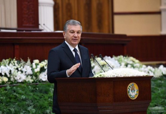 «Ba’zan orqangda kim turibdi, deb so‘rashadi». Rasul Kusherbayev Prezident qarshisida nutq so‘zladi