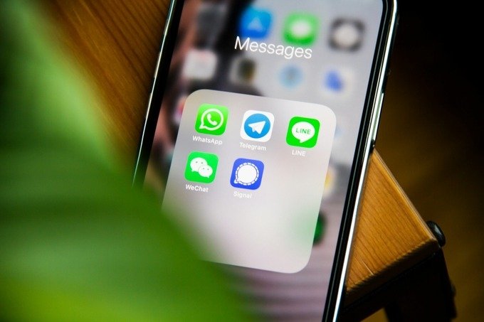 Apple Xitoy talabiga binoan WhatsApp, Telegram va Signal’ni xitoycha App Store’dan olib tashladi
