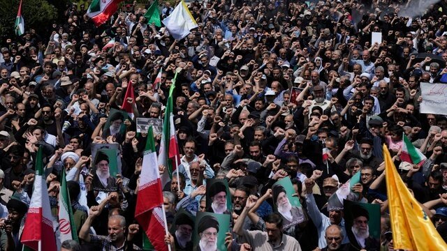 АҚШ ўз фуқароларини Эронни тарк этишга чақирди