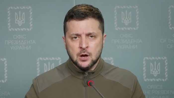 Zelenskiy: "Ukraina to‘liq o‘t ochishni to‘xtatishni talab qiladi"