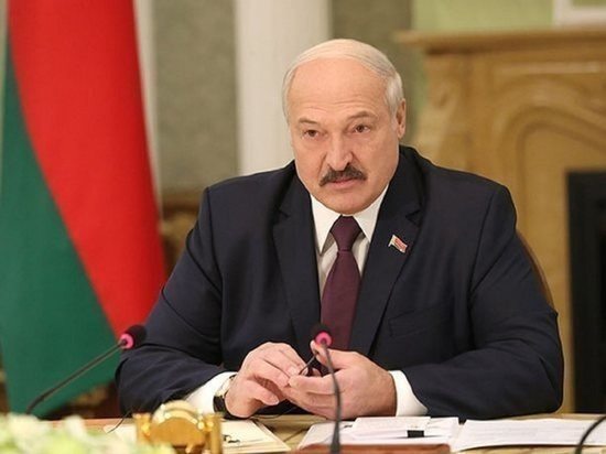 Belorusiya Prezidenti koronavirusga qarshi emlanishdan bosh tortdi