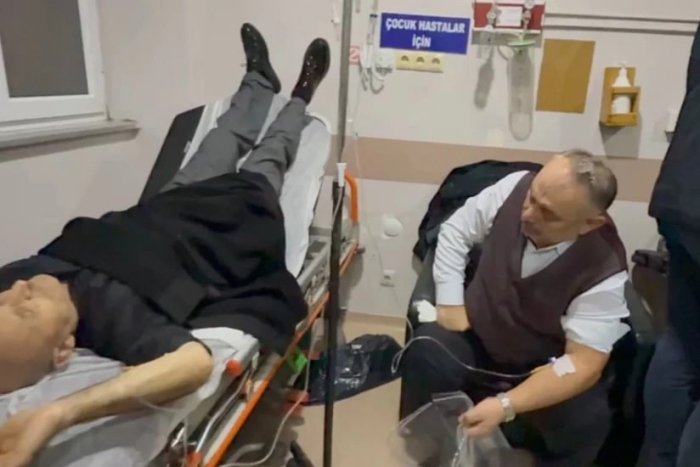 Turkiyada yuzlab insonlar oshdan zaharlandi