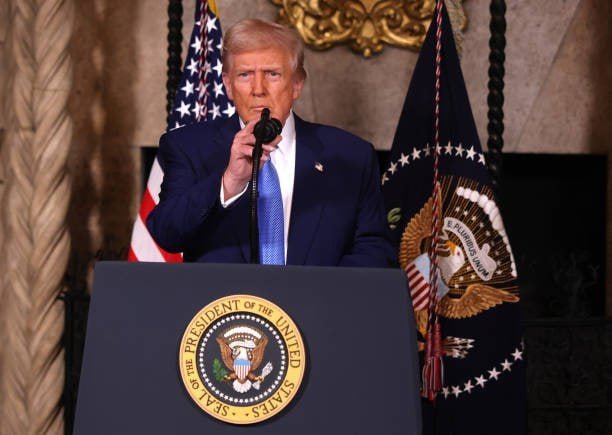 Доналд Трамп Венесуэлага ҳужум юзасидан матбуот анжумани ўтказди