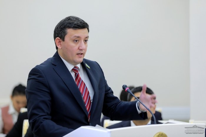 «Юксалиш» ҳаракати раиси, депутат Бобур Бекмуродов Соловёвнинг фикрларига «тупуриши»ни айтди