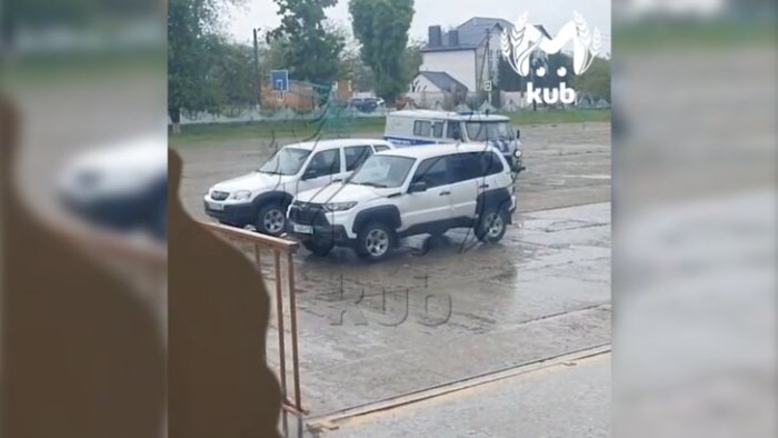 Kubandagi maktabda o‘quvchi o‘t ochdi, jarohat olganlar bor