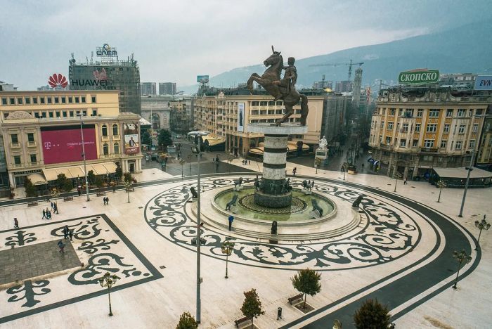 O‘zbekiston tashqi ishlar vaziri Skopye shahrida YEXHT DIIHB direktori bilan uchrashdi