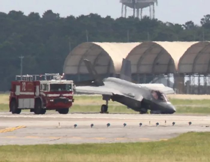 Florida shtatidagi Eglin aviabazasida sodir bo‘lgan hodisa oqibatida ikki kishi jarohat oldi