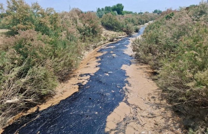Бойсунда яна нефт оқиши кузатилди