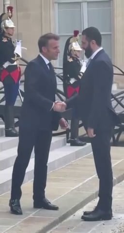 Suriyaning o‘tish davri prezidenti ilk bor Yevropada