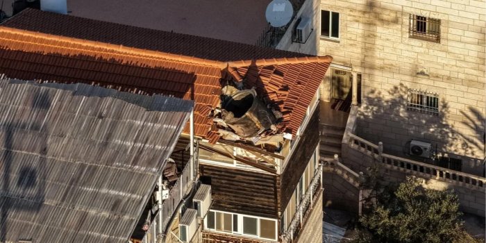 Эрон ракетасининг бир бўлаги Қуддуснинг Эски шаҳрига қулади