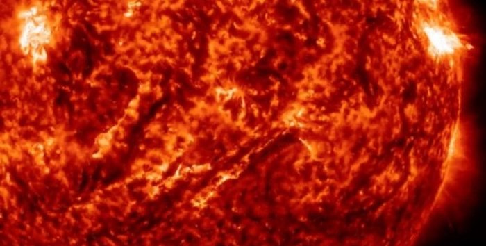 Қуёшда ғайриоддий катта плазма йиғиндиси пайдо бўлди