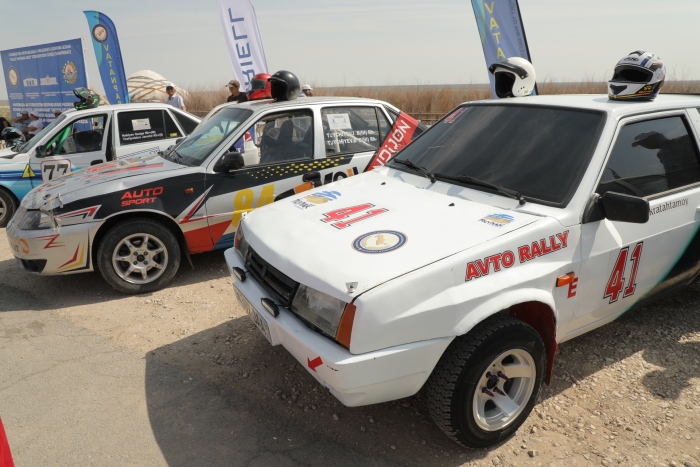 Orolning qurigan tubida Rally Muynak — 2023 ekstremal avtomobil musobaqalari bo‘lib o‘tdi