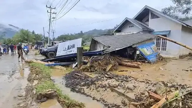 Indoneziyada suv toshqinlari oqibatida 67 kishi halok bo‘ldi