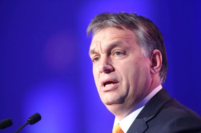Венгрия бош вазири Виктор Орбан Европа Иттифоқининг амалдаги раҳбарияти истеъфога чиқиши керак, деб ҳисоблайди