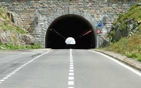 Истанбулда ер юзидаги биринчи 3 қаватли туннел қурилади