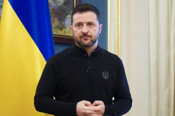 Зеленский Москвага қўнғироқ ҳақида гапирди