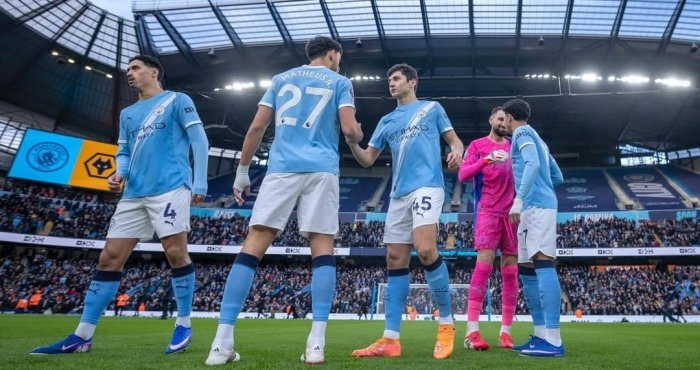 Абдуқодир Ҳусанов ҳар доимгидек асосий таркибда майдонга тушади