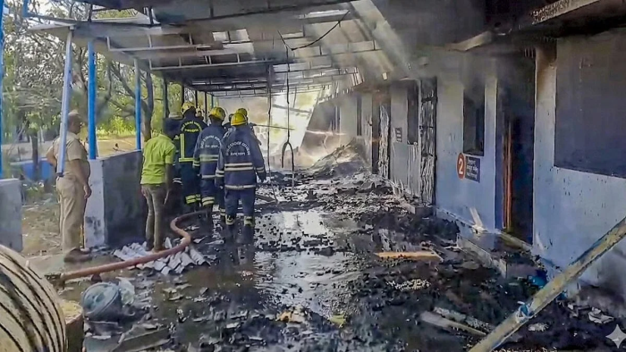 Ҳиндистондаги пиротехника фабрикасида содир бўлган портлашда ўнлаб одамлар ҳалок бўлди