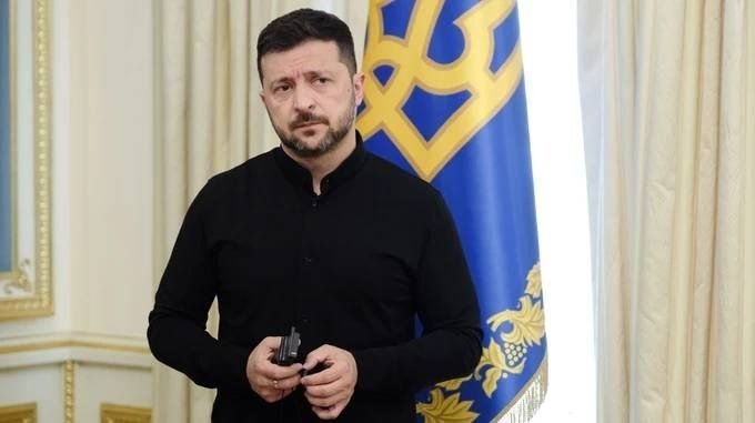 Европарламент депутатлари Зеленскийни “Европа олдидаги хизматлари учун” орденидан маҳрум этиш таклифи билан чиқди
