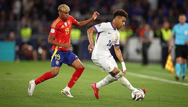 "PSJ" futbolchisi: "Men Yamaldan kuchliman"