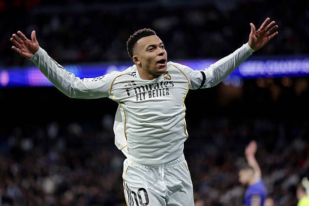 Мбаппе Чемпионлар Лигасида Криштиану Роналду рекордини такрорлади