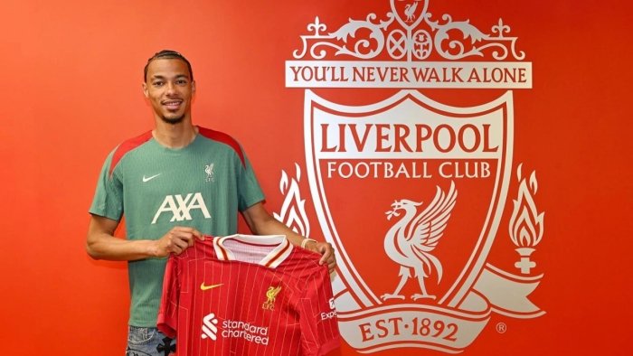 "Liverpul" 95 million yevroga hujumchi xarid qildi