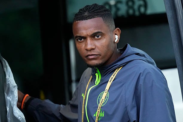 "Manchester Siti" markaziy himoyachisi klubdagi kelajagi haqida qaror qabul qildi