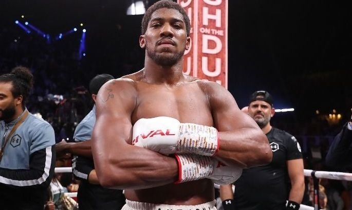 Professional boksda yana bir katta jang sanasi e’lon qilindi