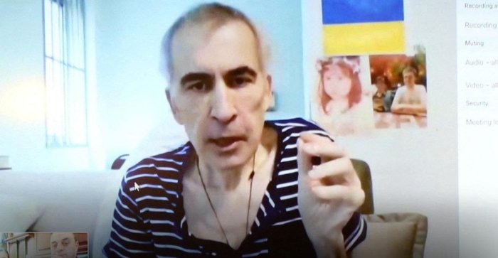 Саакашвилининг соғлиги “қониқарли” деб топилиб, яна қамоққа жўнатилди — BBC