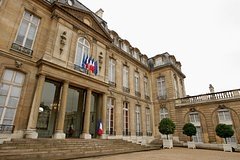 Эммануэль Макрон жамоаси Елисей саройини тарк этмоқда