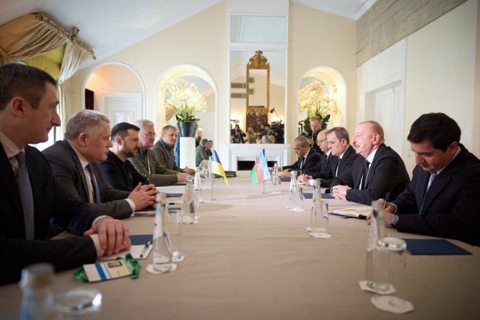 Aliyev va Zelenskiy qo‘shma iqtisodiy loyihalarni muhokama qildi