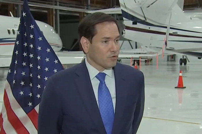 АҚШ Венгрияга Россияга қарши тақиқловчи санкциялардан бир йил муддатга воз кечди