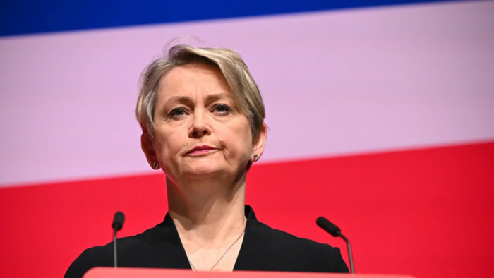 Лондон Яқин Шарқдан Британия фуқароларини эвакуация қилиш йўлларини қидирмоқда